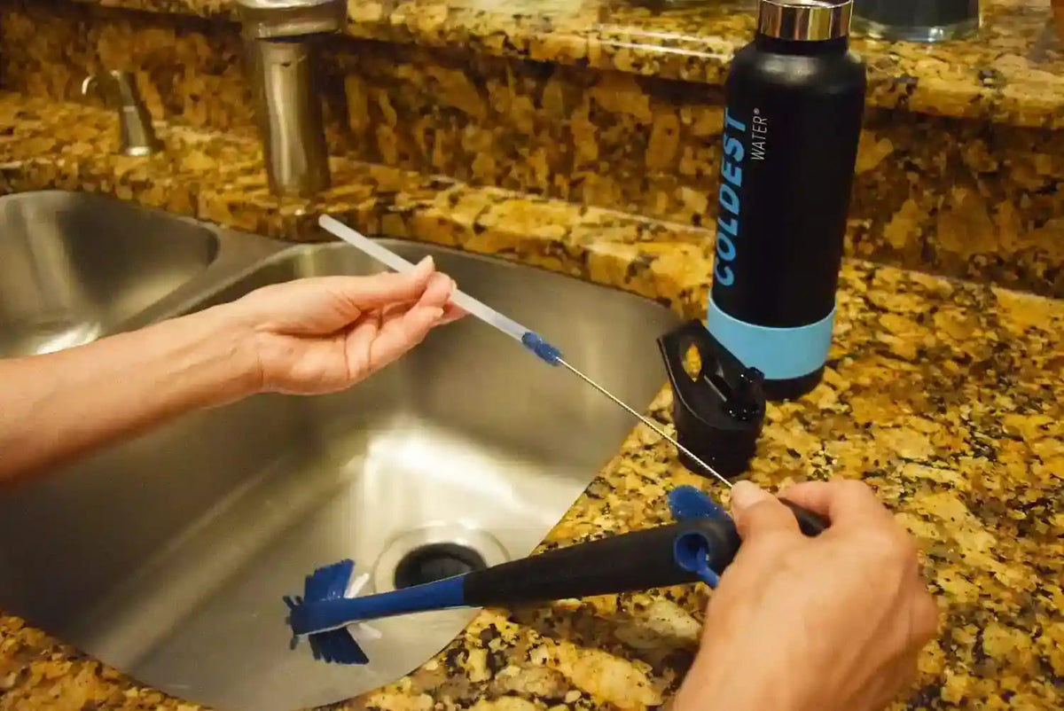 Coldest 3-in-1 Water Bottle Brush